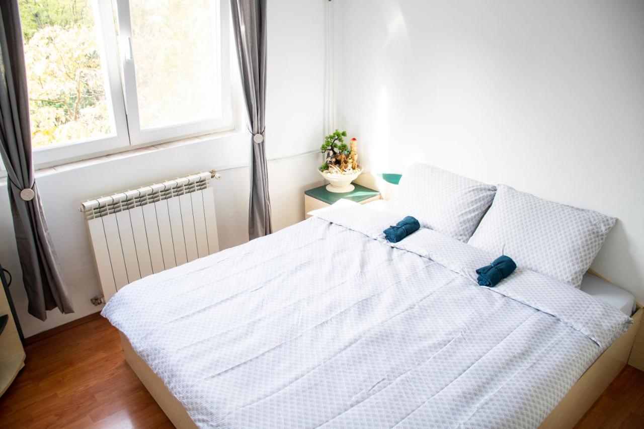 Family-Friendly Apartment Oradea Exteriör bild