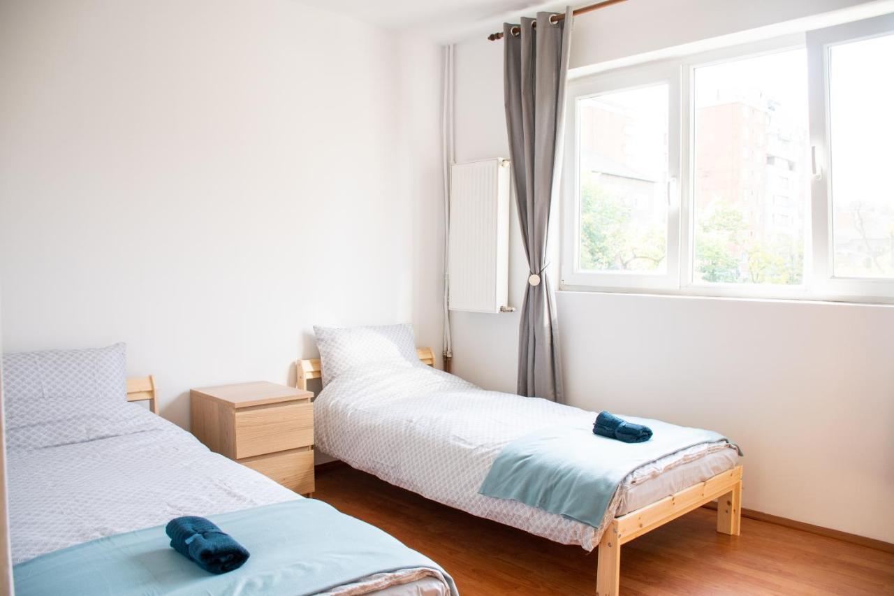 Family-Friendly Apartment Oradea Exteriör bild